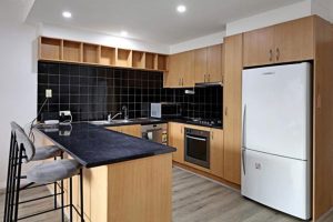 before kitchen makeover bentleigh