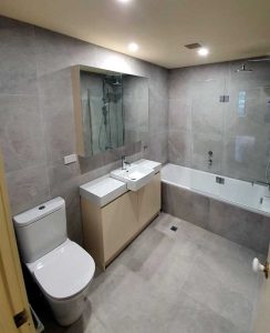 bathroom-apartment-remodel-2