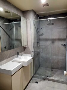 bathroom-apartment-renovation-7
