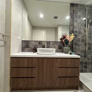 small bathroom renovation south yarra