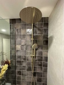 small bathroom renovation south yarra