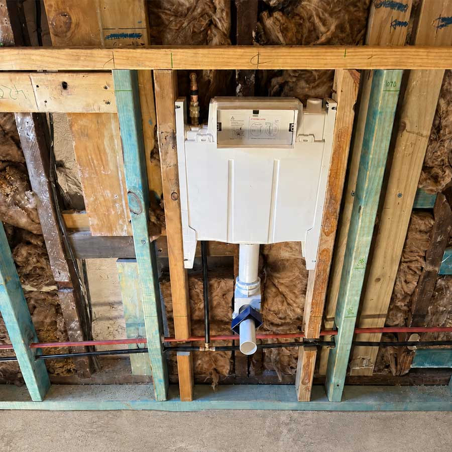 In-wall toilet cistern installation